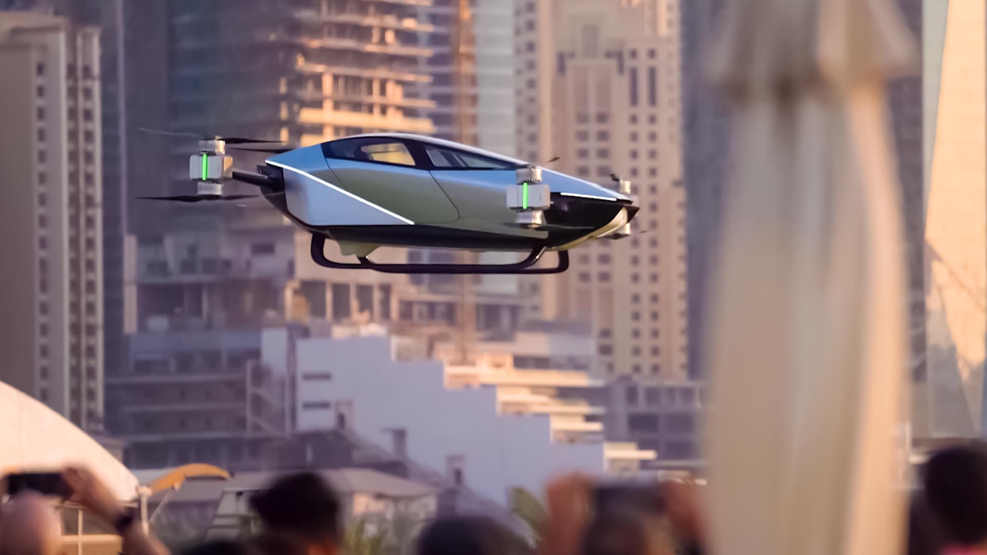 Public test flight of an eVTOL flying car takes place in Dubai